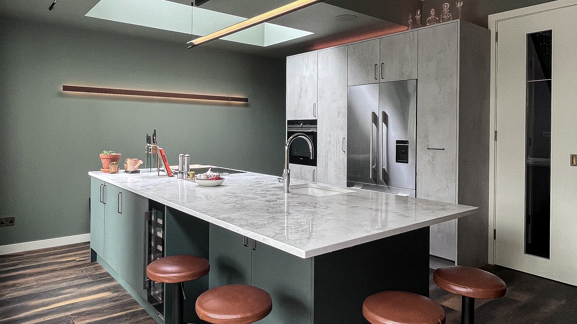 Beton Ares & Green kitchen in Walthamstow