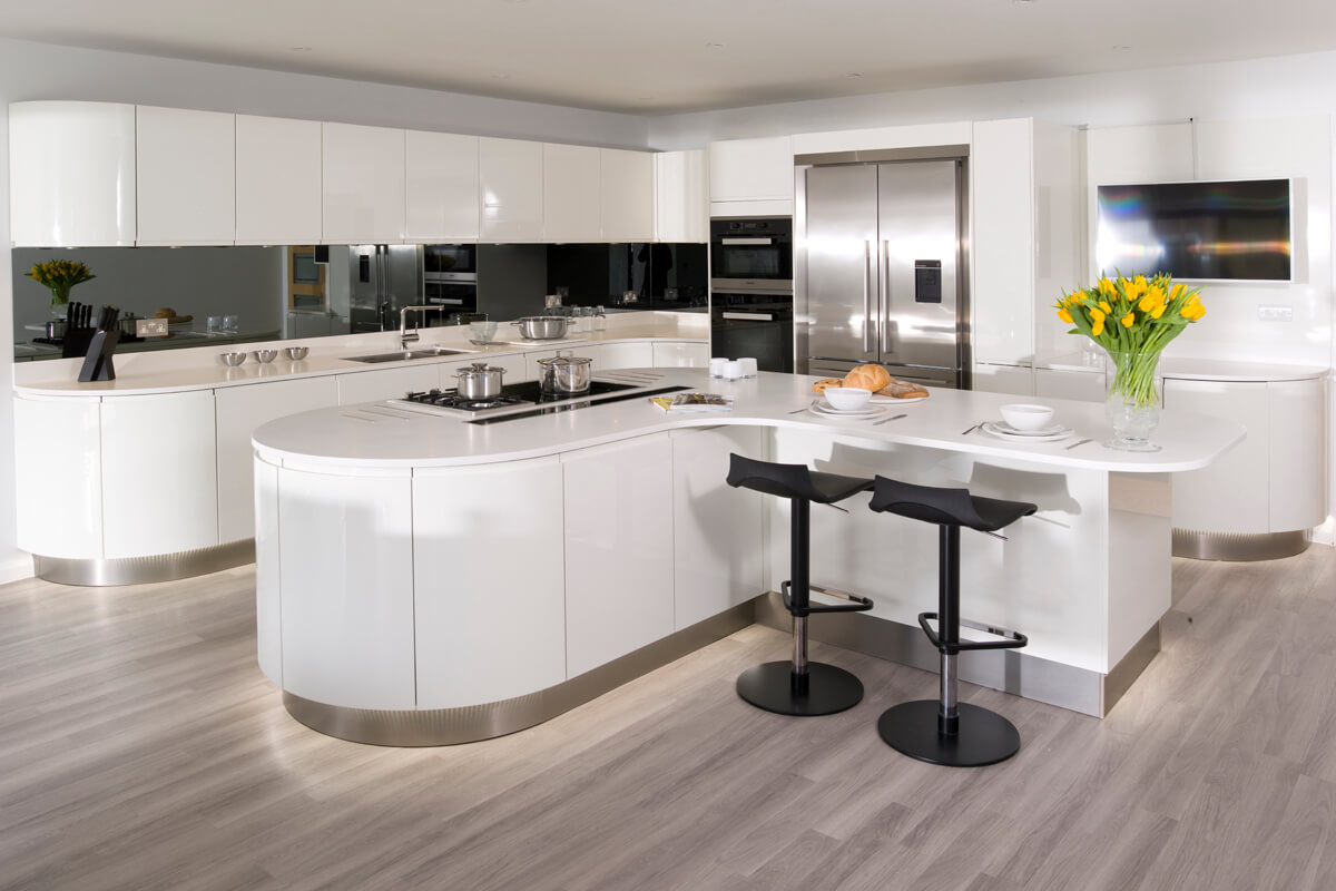 Curved High Gloss White Lacquer